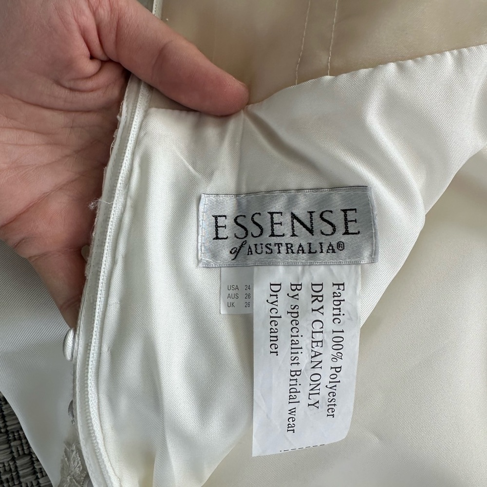 NEW Essence of Australia D2675 Mermaid Ivory Plunge Sz 24 - Picture 15 of 17